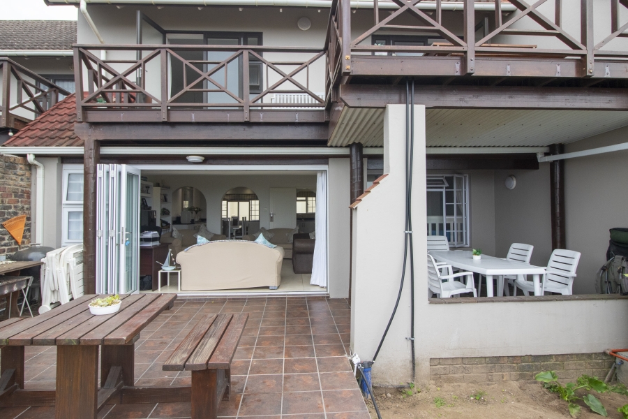 3 Bedroom Property for Sale in West Beach Eastern Cape